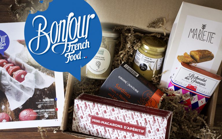 Bonjour French Food est bien remplie en décembre : sardines à l'huile de homard, mini macarons, crème d'artichauts, moutarde de Champagne, chocolat noir, et pain d'épices.