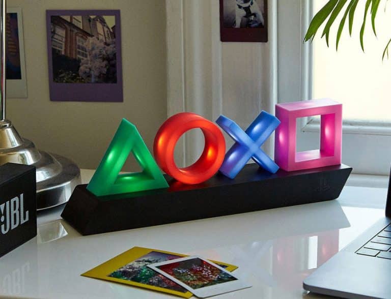Une lampe d'ambiance Playstation : le cadeau geek pour ado