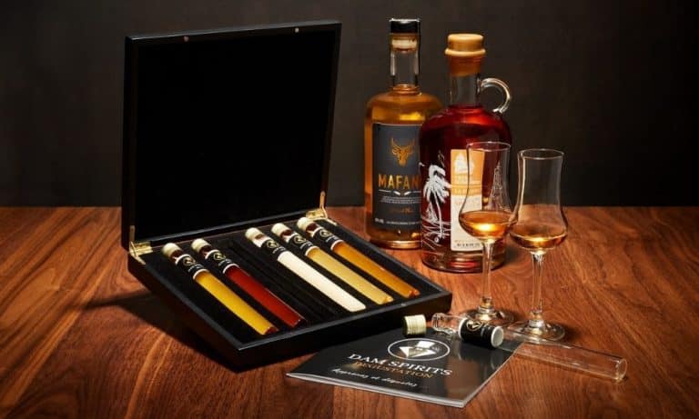 Un coffret de rhum d’exception pour les papas aux papilles expertes