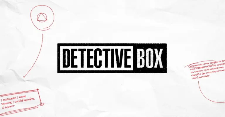 Logo Detective Box sur fond de papier froissé annoté